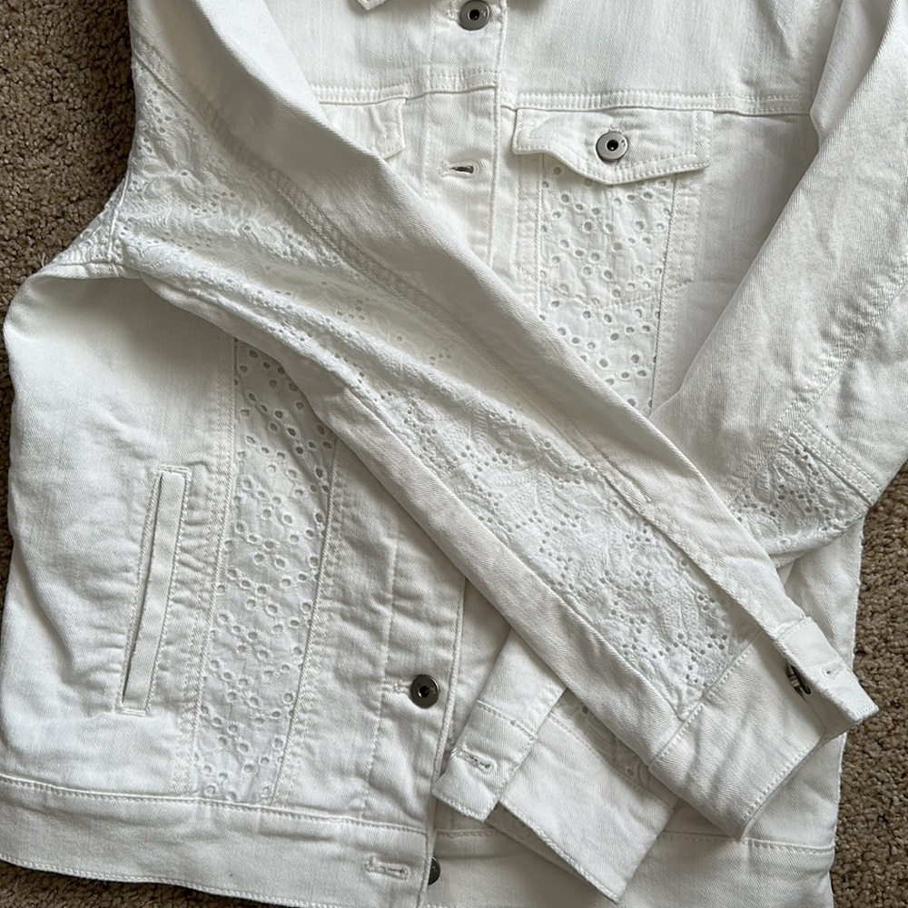 Pilcro and the Letterpress by Anthropologie White Eyelet Denim Jacket Size XS - Picture 7 of 12
